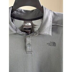 North Face grey men’s polo XL soft short sleeved shirt Casual Gray